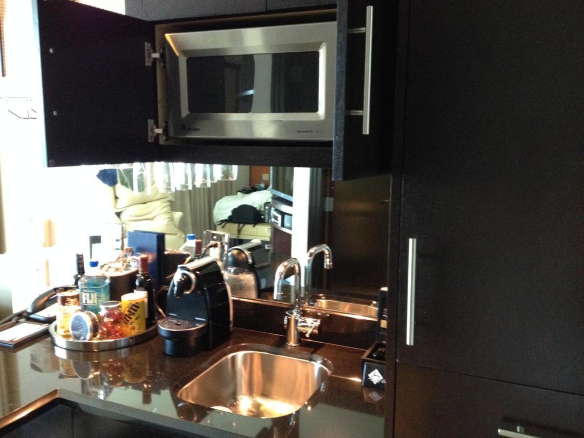Apartment At De Soleil Hotel On Ocean Drive マイアミビーチ エクステリア 写真