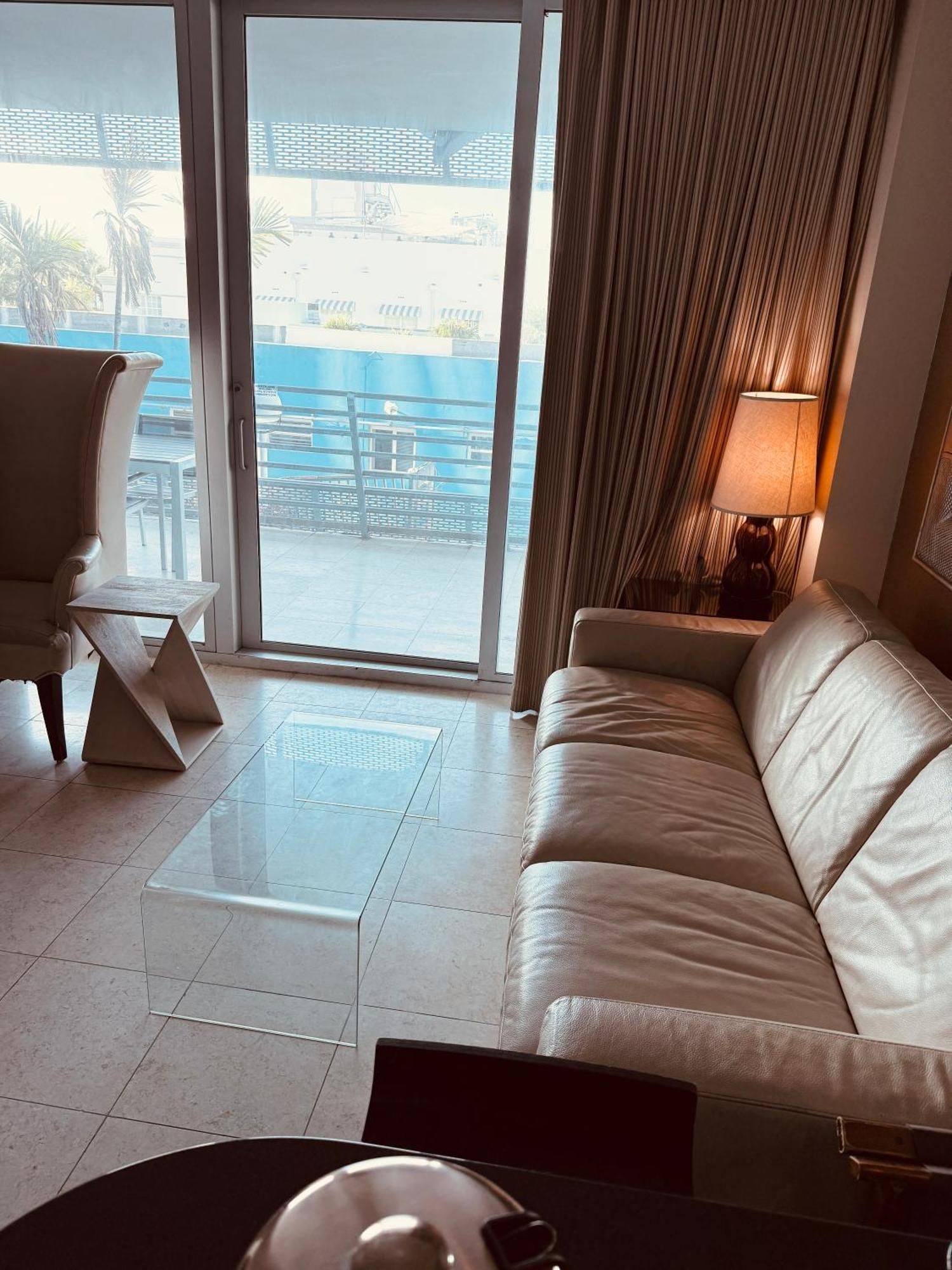 Apartment At De Soleil Hotel On Ocean Drive マイアミビーチ エクステリア 写真