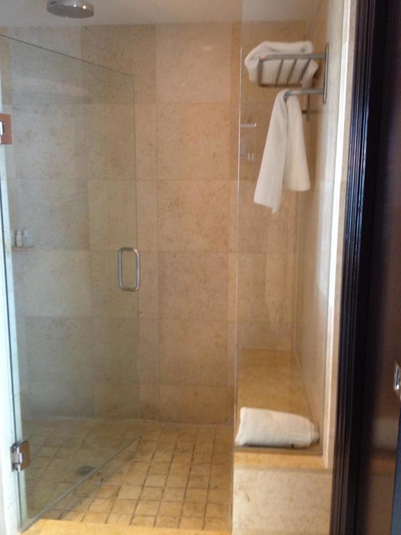 Apartment At De Soleil Hotel On Ocean Drive マイアミビーチ エクステリア 写真