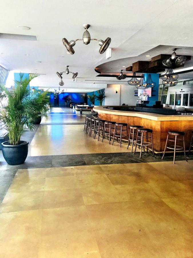 Apartment At De Soleil Hotel On Ocean Drive マイアミビーチ エクステリア 写真