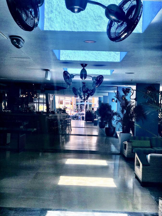 Apartment At De Soleil Hotel On Ocean Drive マイアミビーチ エクステリア 写真